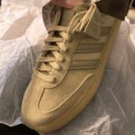 ⁦Adidas x Clarks 8th Street Samba Savannah⁩ – תמונה ⁦4⁩