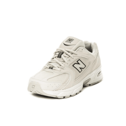 New Balance 530 trainers in off white