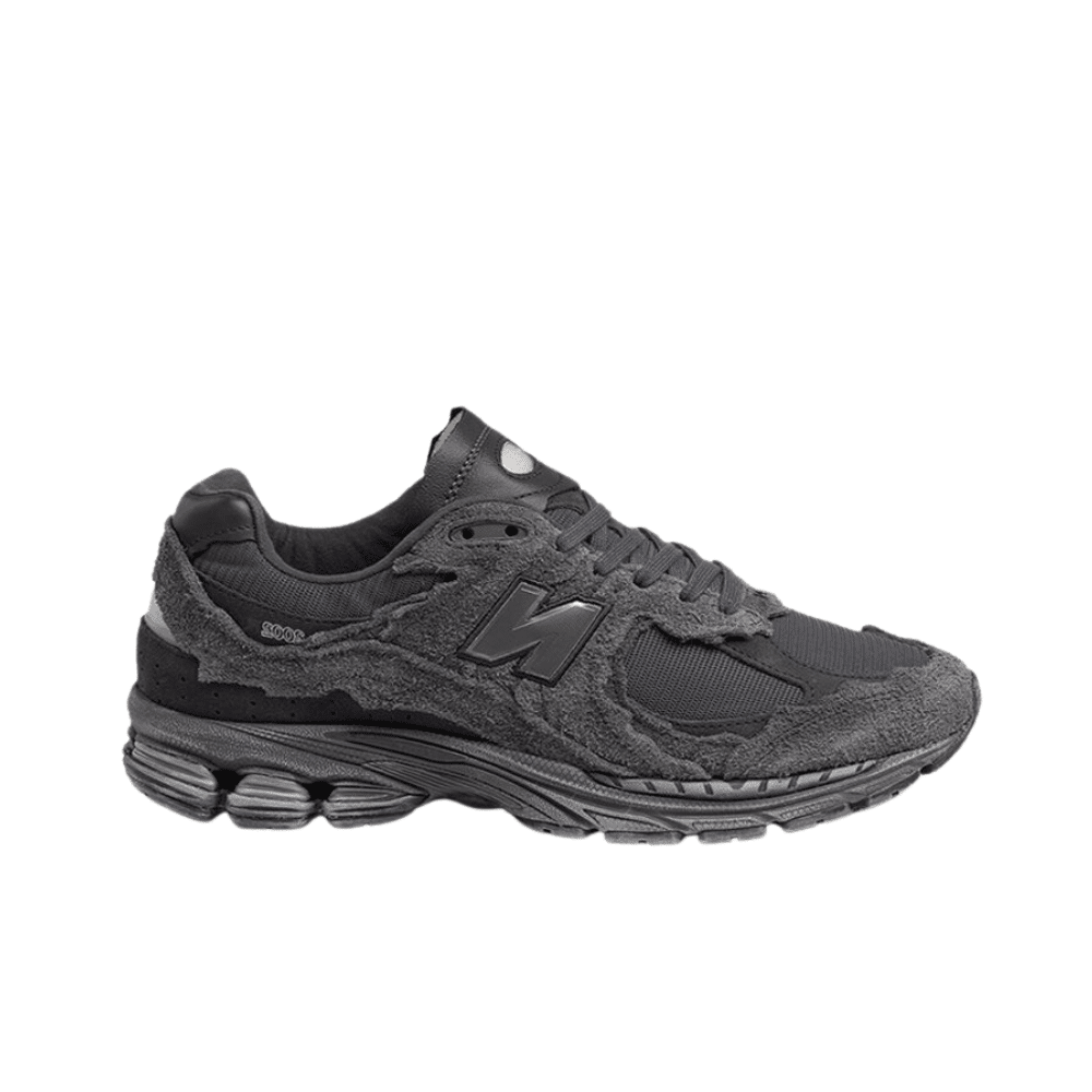 32bea0f3-d592-4e83-9b60-92627ed69339 New Balance 2002R Black