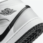 ⁦Nike Air Jordan 1 Mid Light Smoke W 2021⁩ – תמונה ⁦4⁩
