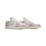 ⁦Nike Air Jordan 1 Low SE Ice Cream⁩ – תמונה ⁦4⁩