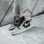 ⁦Nike Air jordan 1 Retro High Crimson⁩ – תמונה ⁦4⁩