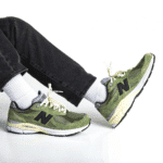 נעלי ניו באלנס - New Balance 990 V3 Olive - Image 4