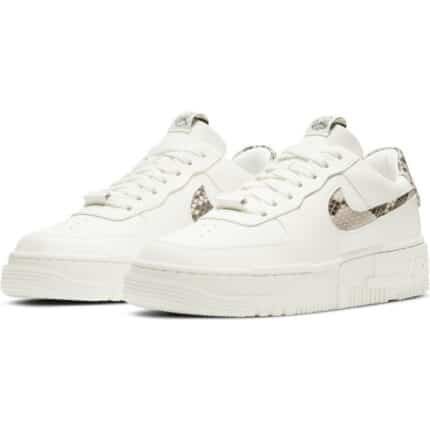 Nike Air Force 1 Pixel SE