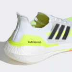 ⁦Adidas UltraBoost 2021⁩ – תמונה ⁦4⁩
