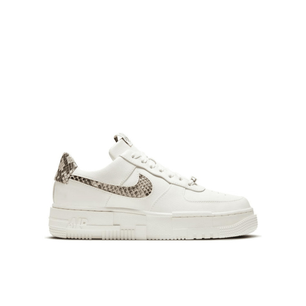 fccd6b7c-a8ce-43db-a942-fba5922ec0bd Nike Air Force 1 Pixel SE