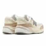 ⁦New Balance 990 v6 Cream Beige⁩ – תמונה ⁦2⁩