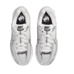 ⁦Nike Zoom Vomero 5 Photon Dust Silver⁩ – תמונה ⁦3⁩