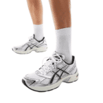 ⁦Asics Gel 1130  Trainers In White Clay Canyon  – נעלי אסיקס⁩ – תמונה ⁦3⁩