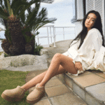 ⁦Ugg Classic Ultra Mini Platform Beige - נעלי האג⁩ – תמונה ⁦5⁩