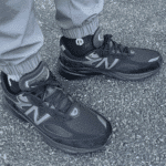 ⁦New Balance 990 v6 Black - ניו באלנס 990⁩ – תמונה ⁦6⁩