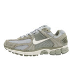 Air Zoom Vomero 5 נעלי נייק