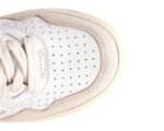 ⁦Autry Medalist Low-Top Sneakers⁩ – תמונה ⁦3⁩