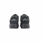 ⁦New Balance 2002 Black - New Balance 2002 סניקרס⁩ – תמונה ⁦6⁩