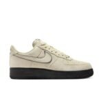 ⁦Nike Air Force 1 07 LV8 נעלי אייר פורס⁩ – תמונה ⁦2⁩