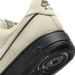 ⁦Nike Air Force 1 07 LV8 נעלי אייר פורס⁩ – תמונה ⁦6⁩