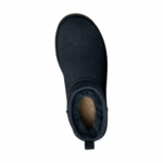 ⁦חום - מגפי מיני של ‪UGG‬ דגם Classic Ultra⁩ – תמונה ⁦24⁩